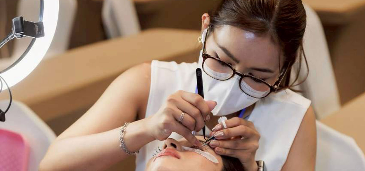 Molly Lash BKK